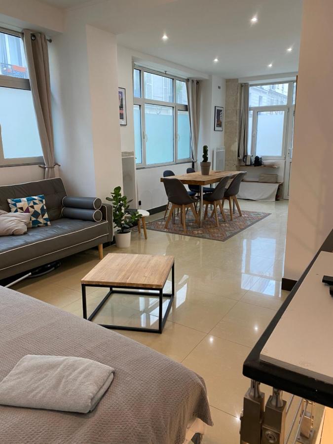 דירות פריז Large And Unique Souplex 60Sqm, Well Located מראה חיצוני תמונה